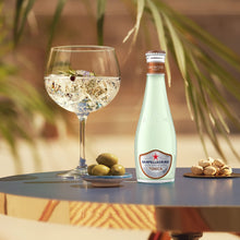 Carica l'immagine nel visualizzatore di Gallery, San Pellegrino Oakwood - Bicchiere da acqua tonico, 4 x 200 ml