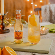 Carica l'immagine nel visualizzatore di Gallery, Fever Tree Ginger Ale con Aromi Naturali, Mixer per Whisky e Rum, Miscela di Zenzero, Acqua di Fonte, Sapore Intenso e Avvolgente, 4x 200ml, 24 pezzi