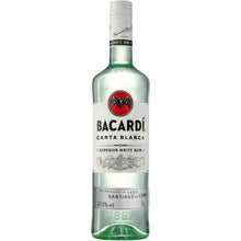 Carica l'immagine nel visualizzatore di Gallery, BACARDÍ Carta Blanca White Rum, iconico rum bianco dei Caraibi, ideale per i cocktail, Vol. 37,5%, 100 cl / 1 L