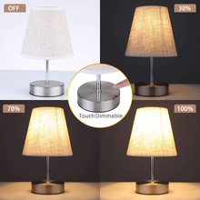 Carica l'immagine nel visualizzatore di Gallery, 2 Pezzi Lampada Da Comodino Touch Dimmerabile Lampada Da Tavolo LED Paralume in