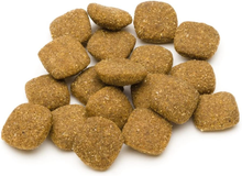 Carica l'immagine nel visualizzatore di Gallery, Marchio Amazon - - Alimento Secco Completo per Cani Adulti Ricco Di Agnello E R