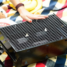 Carica l'immagine nel visualizzatore di Gallery, Netzwerk Von Kochfeld Kohlenstoff für Grill,Gitter für Kühlergrill,Grill