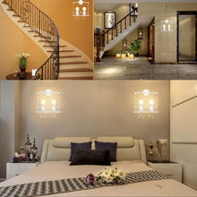 Carica l'immagine nel visualizzatore di Gallery, Creative Humanoid Wall Applique Modern Wall Lamp