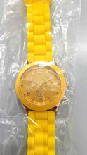 Carica l'immagine nel visualizzatore di Gallery, OrologiO da polso in gelatin al quarzo cinturino in silicone di moda Uom.Do.rag