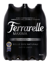 Carica l&#39;immagine nel visualizzatore di Gallery, Ferrarelle Maxima Acqua Minerale Decisamente Frizzante, 6 x 1.5 L

