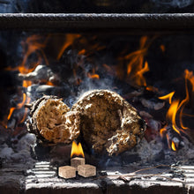 Carica l&#39;immagine nel visualizzatore di Gallery, 32 PZ Accendifuoco Ecologico Senza Olio di Palma, in Segatura di Pino Naturale e Olio Vegetale, Inodore, per Accendere Fuochi, Barbecue, Caminetti e Forni a Legna, Stufe No Petrolio
