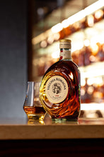 Carica l'immagine nel visualizzatore di Gallery, Vecchia Romagna Classica 70cl – Brandy
