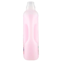 Carica l&#39;immagine nel visualizzatore di Gallery, Coccolino, Diluito Sensazione Seta - 3 Litri
