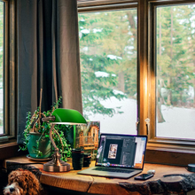 Carica l&#39;immagine nel visualizzatore di Gallery, Lampada Da Tavolo Banchieri in Vetro Tradizionale Europea Classica Finitura Bron
