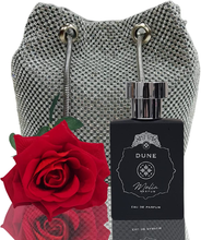 Carica l&#39;immagine nel visualizzatore di Gallery, Idea Regalo - Eau De Parfum Dune 50Ml - Pochette Colore Argento Con Brillantini
