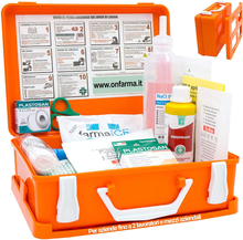 Carica l&#39;immagine nel visualizzatore di Gallery, FARMA1 Cassetta Pronto Soccorso COMPLETA DI CARTELLO PRIMO SOCCORSO Conforme DM
