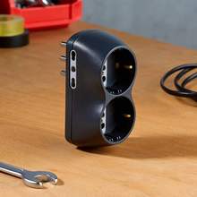 Carica l&#39;immagine nel visualizzatore di Gallery, S3614G Adattatore B4, Bipasso 10/16A E 2 Prese P30, Spina 16A, 1500 W, 250 V, Ne
