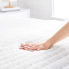 Carica l&#39;immagine nel visualizzatore di Gallery, 7-Zone-Air-Memory-Foam-Mattress-Topper - 80 X 190 Cm
