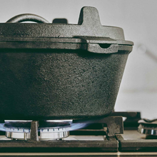 Carica l&#39;immagine nel visualizzatore di Gallery, Dutch Oven, Backofen Hollandrad IN Gusseisen, Einlaufvorbehandelt, Mit Heber
